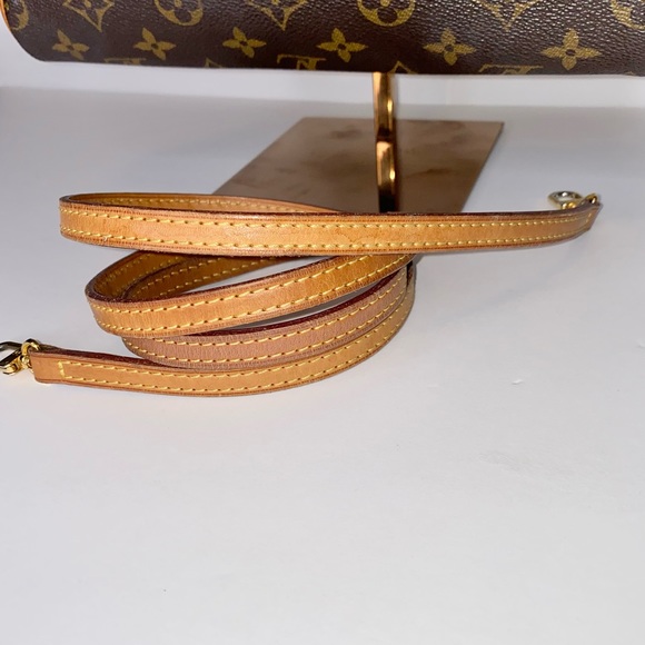 ($1350) Eva clutch mono crossbody - Picture 9 of 13